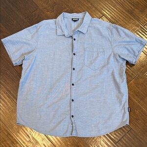 Patagonia Men's Casual Blue Button Down Shirt